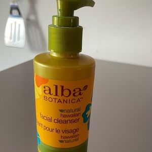 Alba Botanical Natural Hawaiian facial cleanser